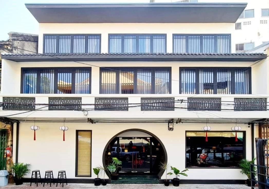 Caiyong Hometel & Cafe'S Studio Bangkok Eksteriør billede