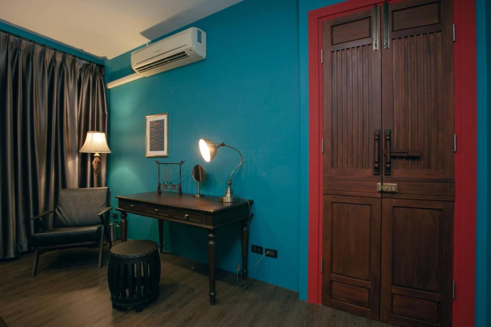 Caiyong Hometel & Cafe'S Studio Bangkok Eksteriør billede